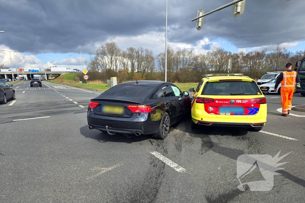 Ongeval tussen orgaan vervoerder en personenwagen