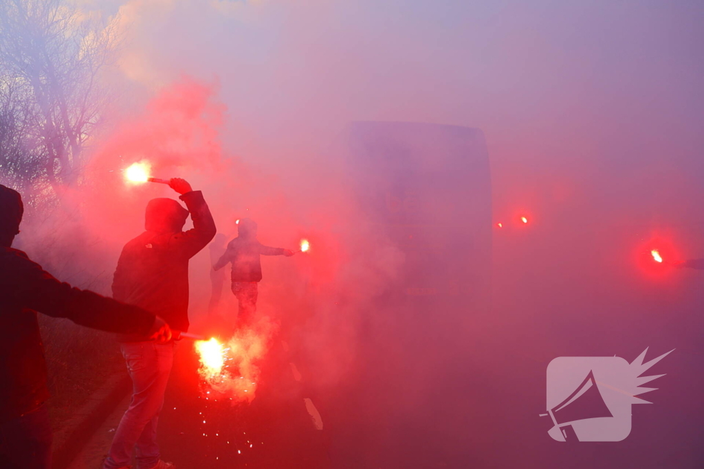 Vuurwerk en spanning tijdens klassieker