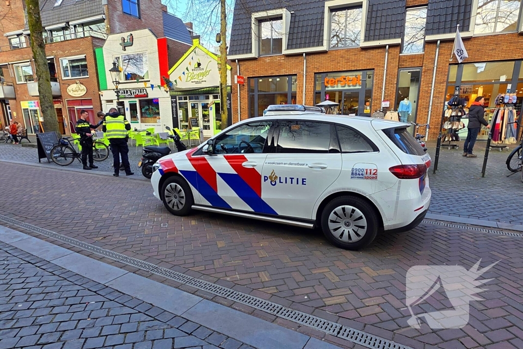 Scooterrijder en fietser ten val na botsing