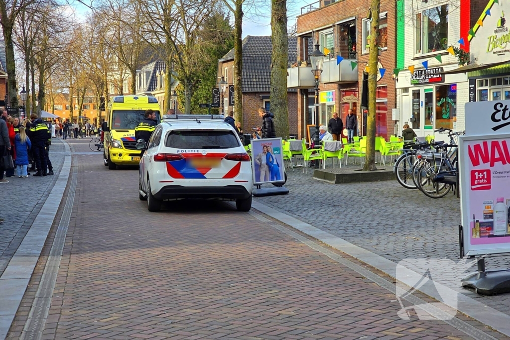 Scooterrijder en fietser ten val na botsing