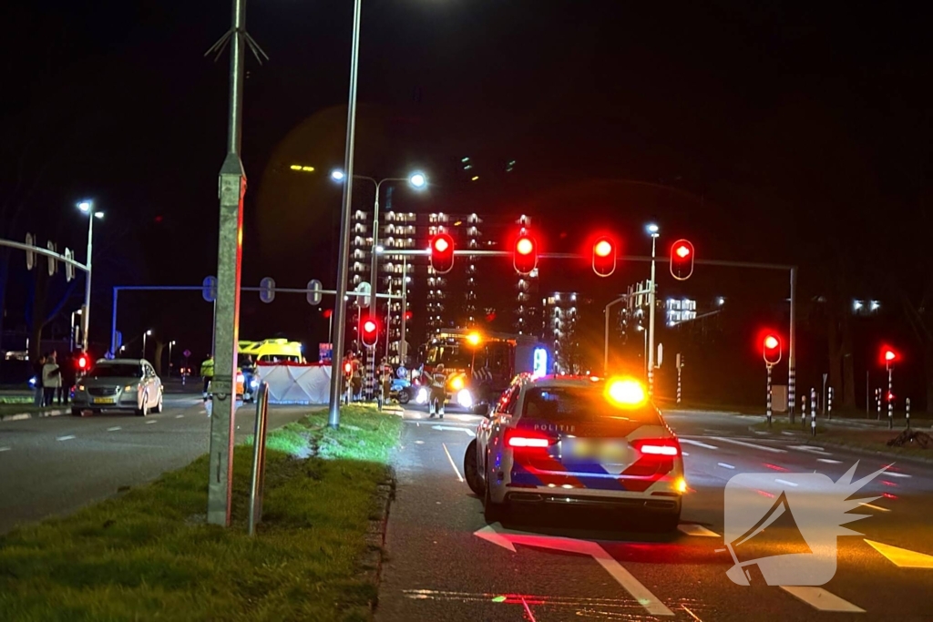 Persoon overleden bij aanrijding tussen auto en fiets