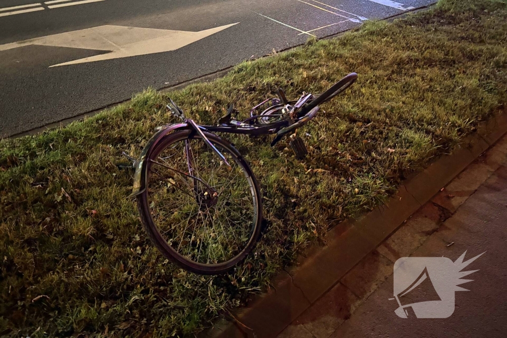 Persoon overleden bij aanrijding tussen auto en fiets
