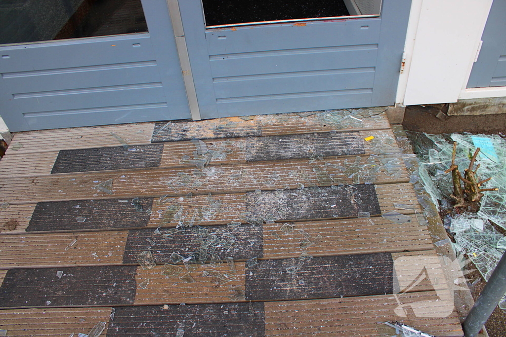 Schade aan buurthuis goed zichtbaar na grote brand