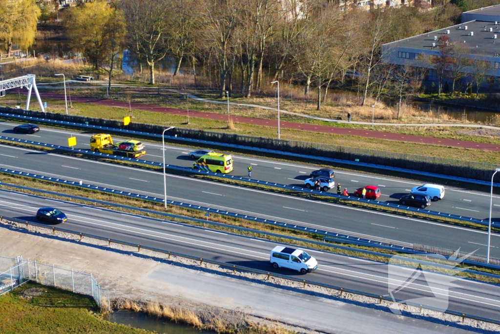 Ongeval tussen meerdere voertuigen zorgt voor vertraging