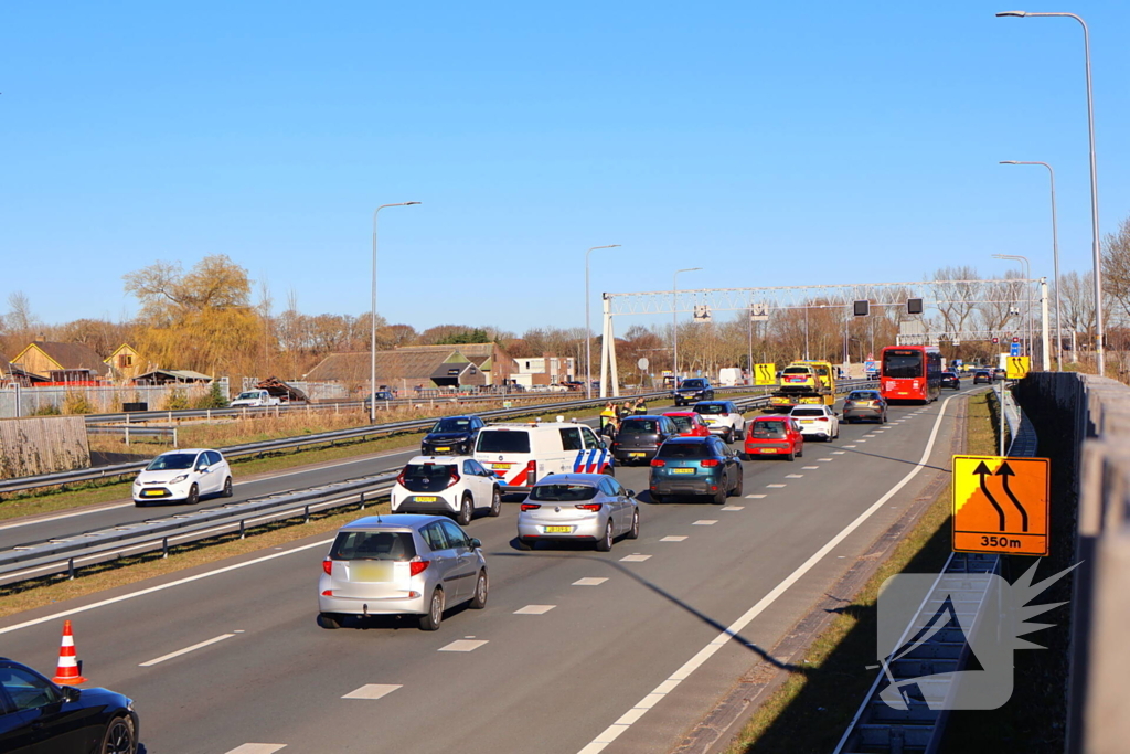Ongeval tussen meerdere voertuigen zorgt voor vertraging