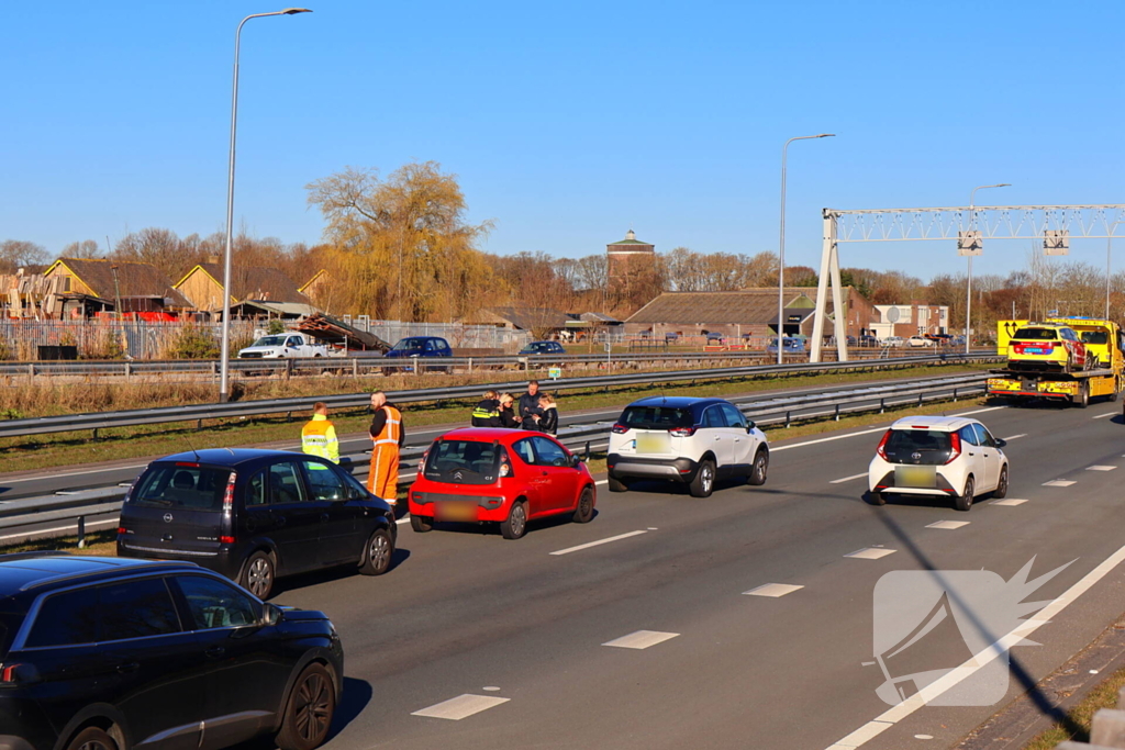 Ongeval tussen meerdere voertuigen zorgt voor vertraging