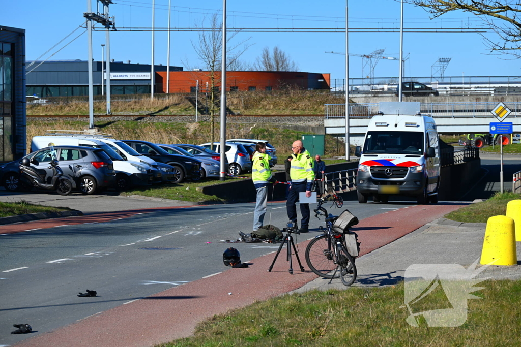 Fietser aangereden door motorrijder