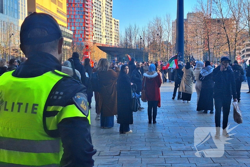 Pro Palestina demonstratie voor centraal station