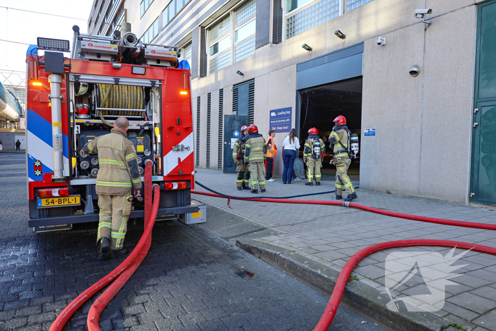 Brand in containerruimte van hotel