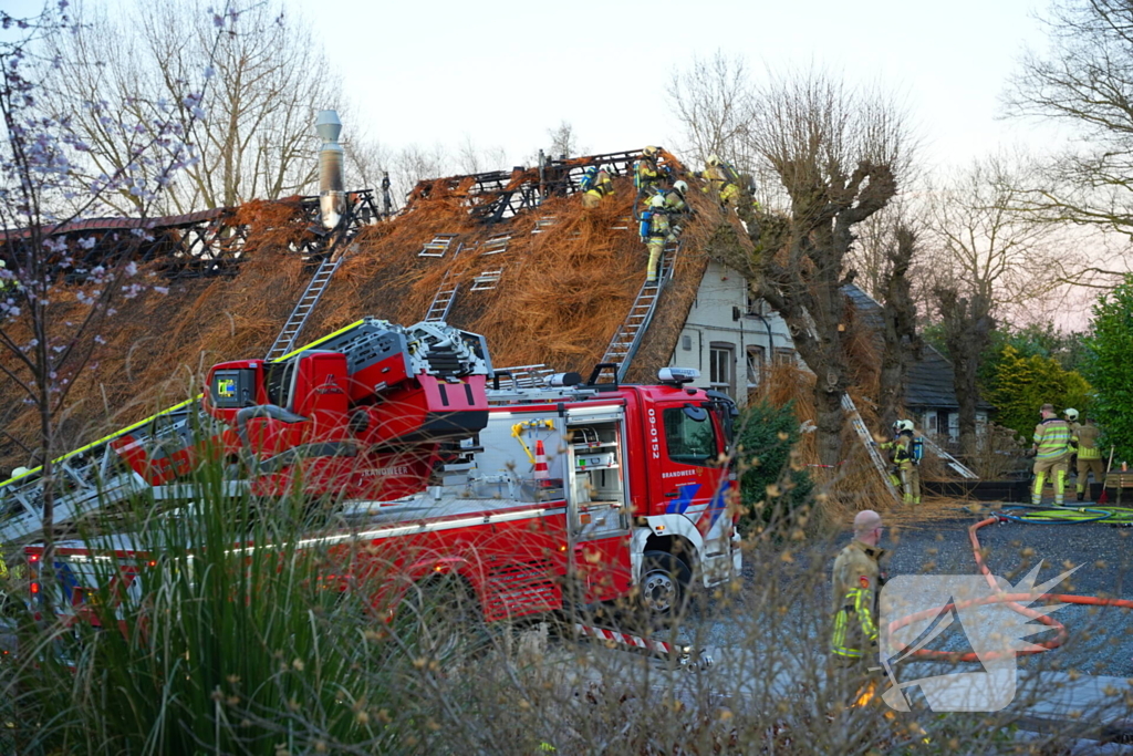 Grote brand in gesloten pannenkoekenrestaurant