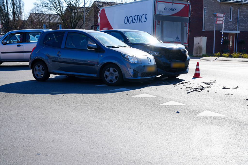 Botsing tussen twee voertuigen