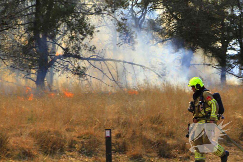 Zeer grote brand in de Laurabossen