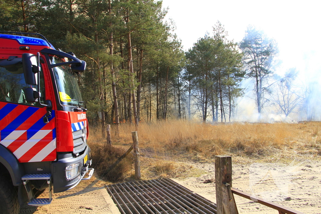Zeer grote brand in de Laurabossen