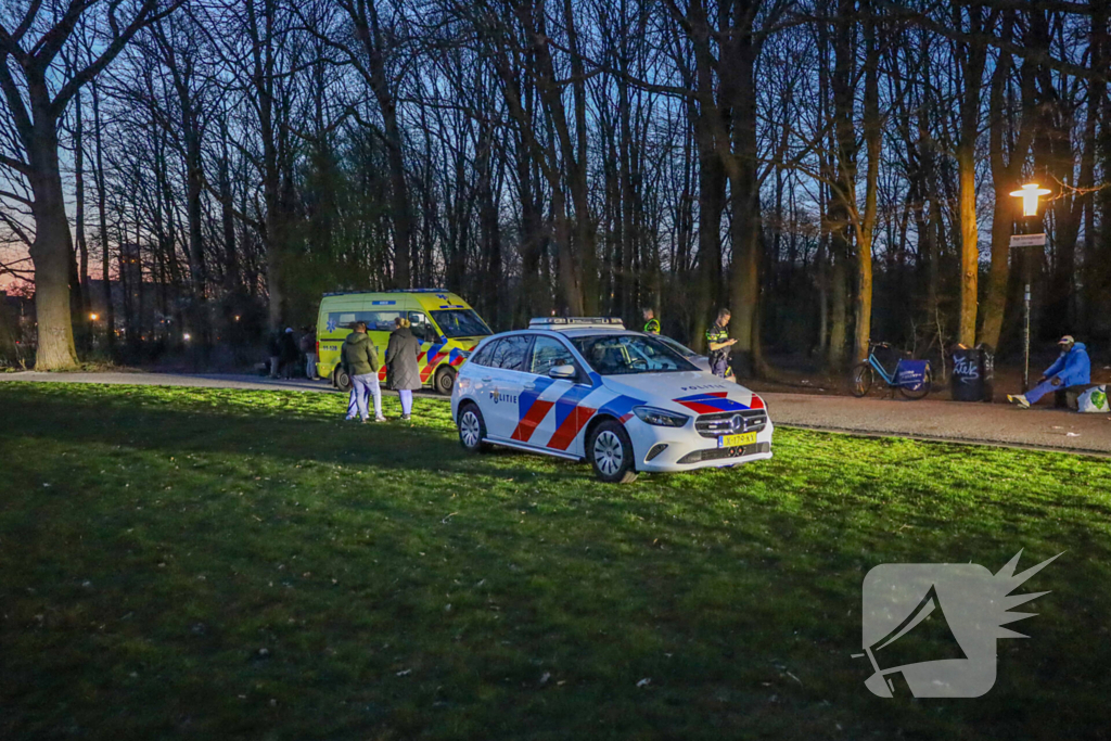 Persoon gewond na steekpartij