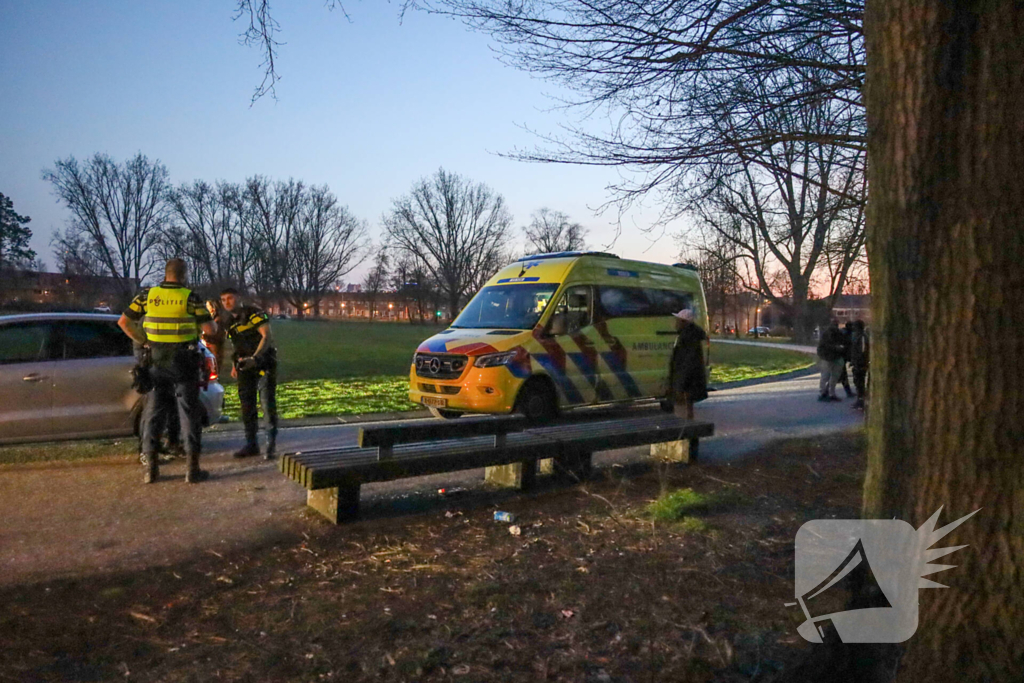 Persoon gewond na steekpartij