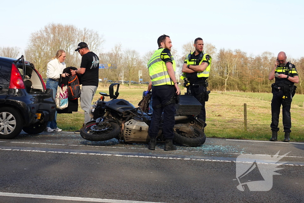 Motorrijder gewond bij aanrijding