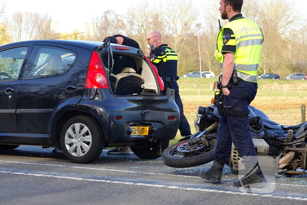 Motorrijder gewond bij aanrijding