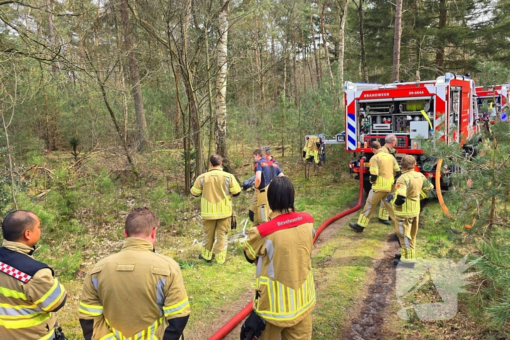 Extra ondersteuning door brandweervliegtuig bij bosbrand