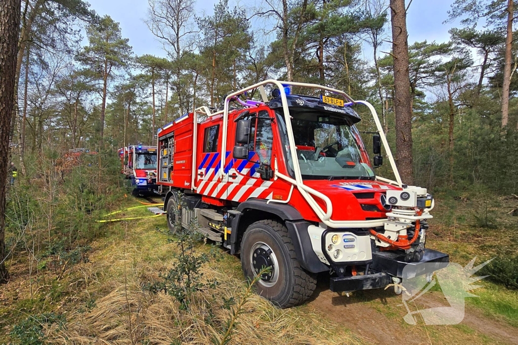 Extra ondersteuning door brandweervliegtuig bij bosbrand