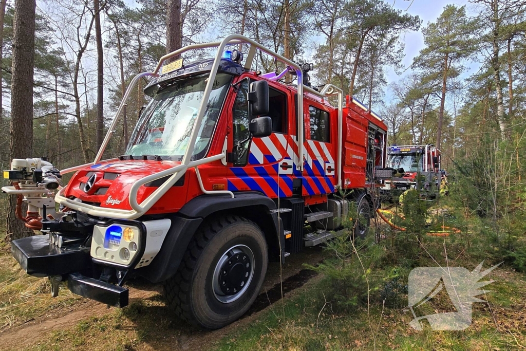 Extra ondersteuning door brandweervliegtuig bij bosbrand