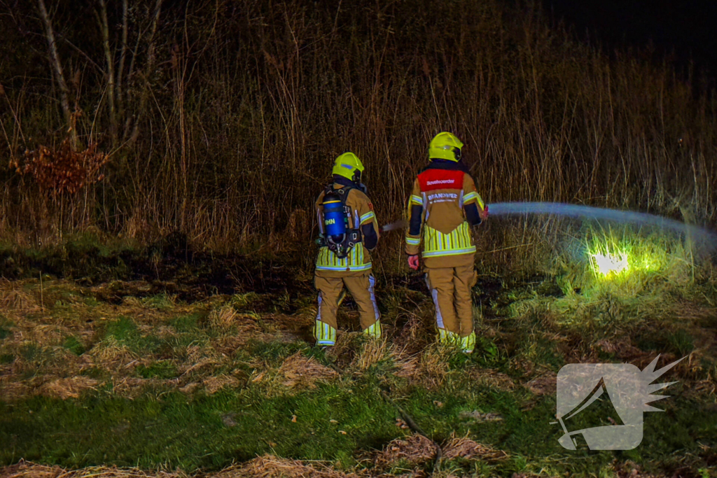 Brandweer blust twee branden op dezelfde locatie