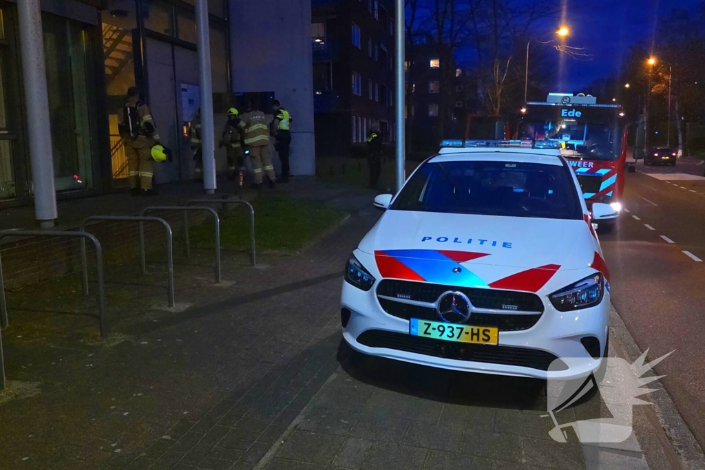 Brand in brievenbus van kantoorgebouw