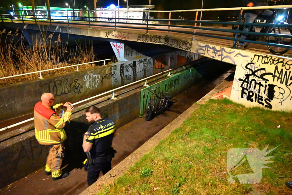 Scooter volledig verwoest door brand