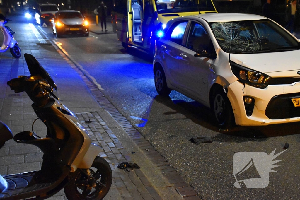Ongeval tussen scooter en auto