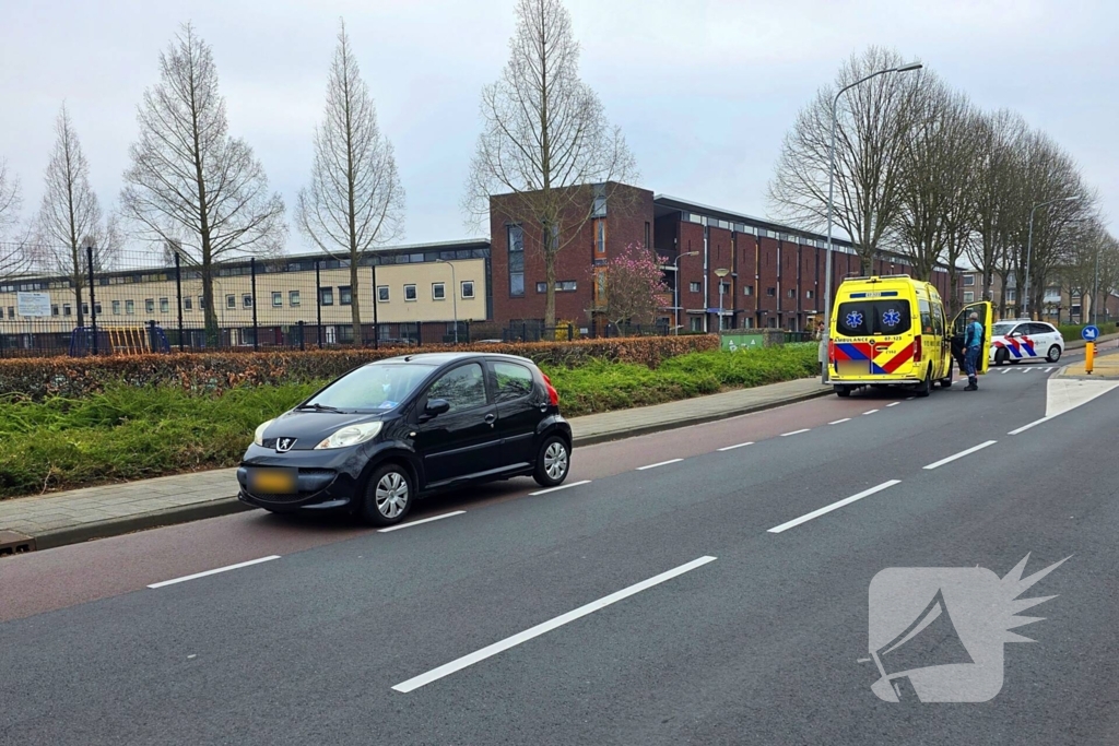 Afslaande fietser aangereden door automobilist