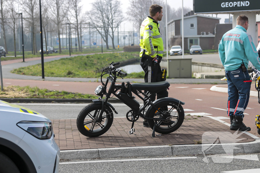 Fatbiker naar ziekenhuis na aanrijding