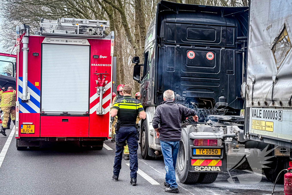 Oververhitte remmen veroorzaken brand in vrachtwagen