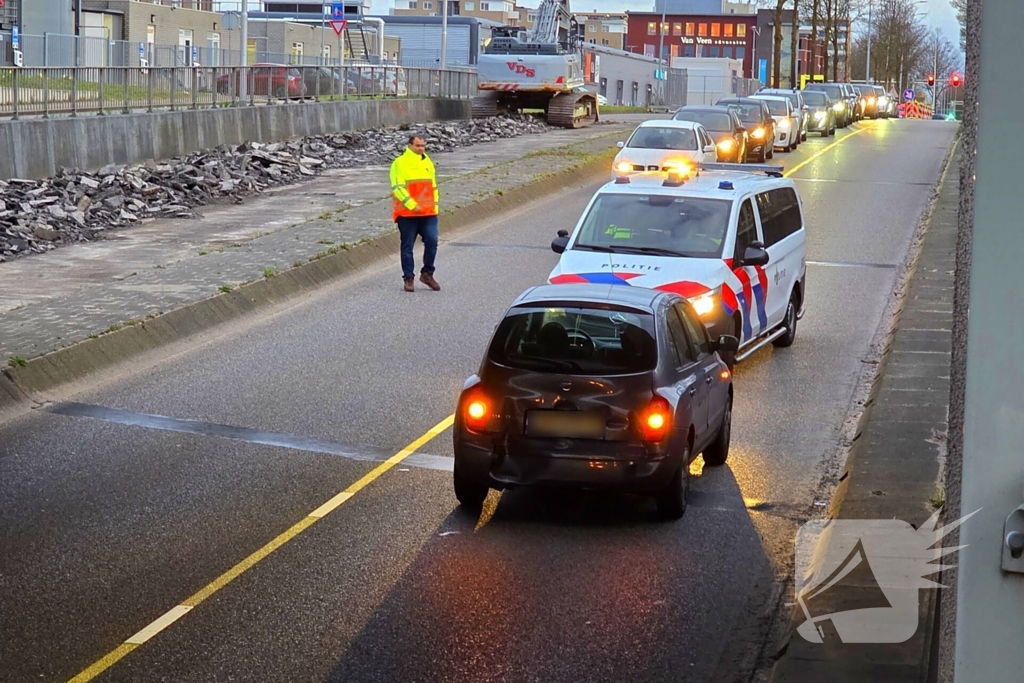 Aanrijding tussen twee automobilisten in een tunnel