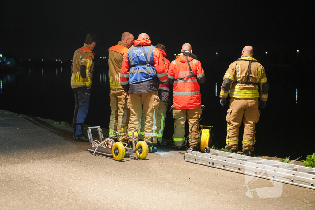 Flinke inzet mogelijk auto te water