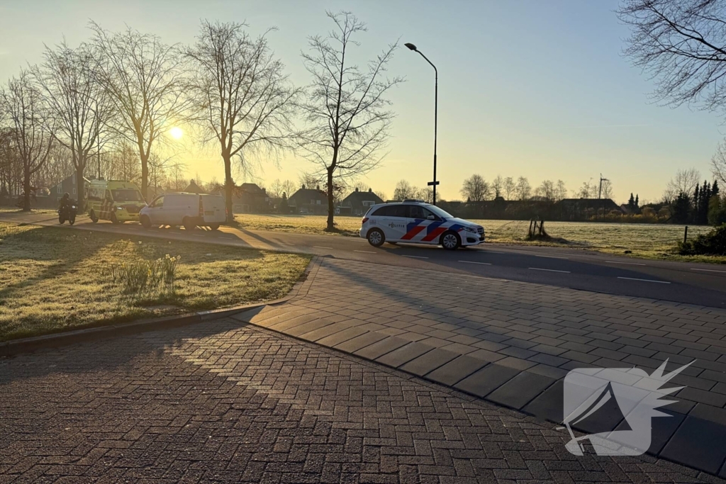 Fietser betrokken bij ongeval met bestelbus