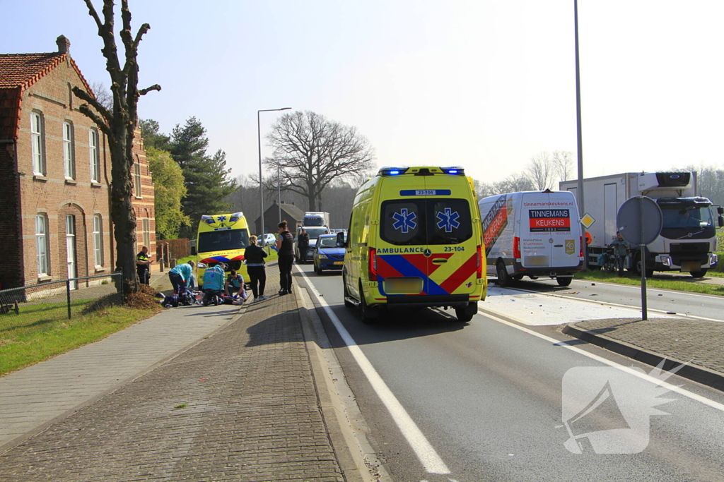 18-jarige scooterrijdster overleden na botsing met bestelbus