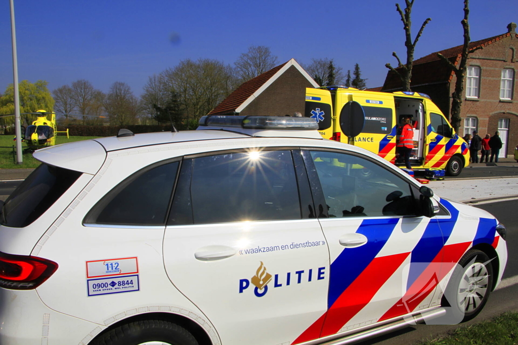 18-jarige scooterrijdster overleden na botsing met bestelbus