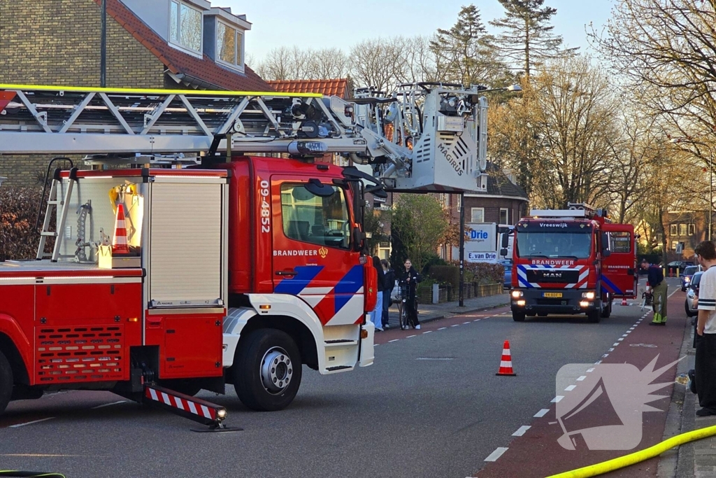 Brand in bijgebouw moeilijk te bestrijden