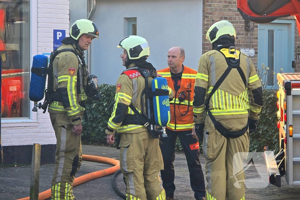 Brand in bijgebouw moeilijk te bestrijden