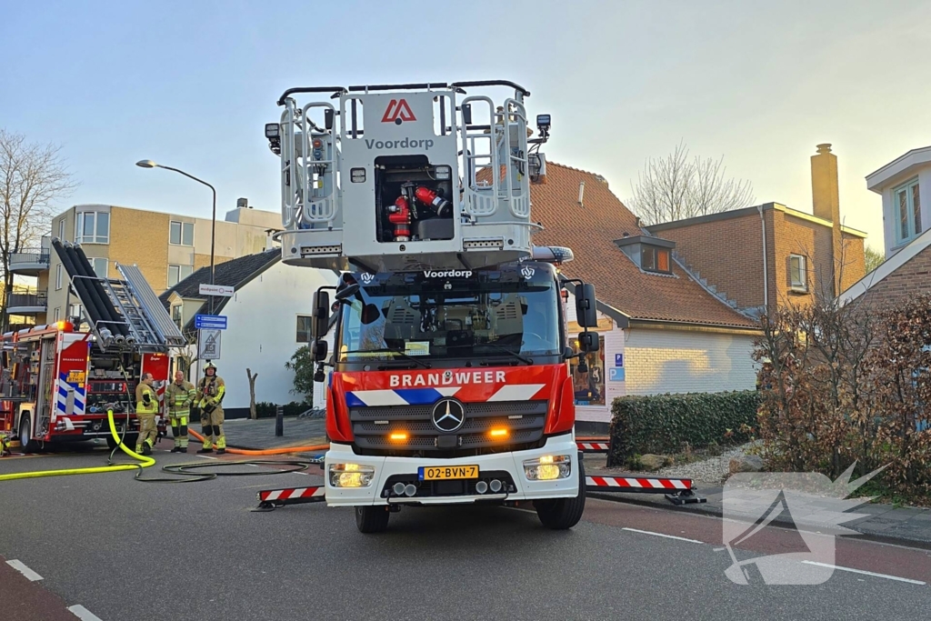 Brand in bijgebouw moeilijk te bestrijden