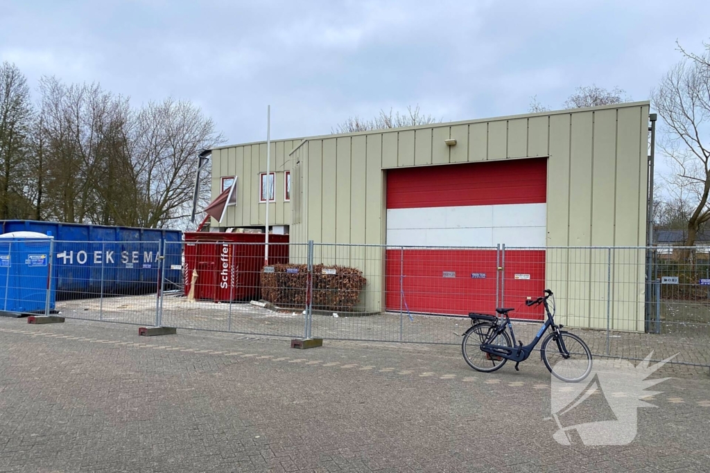 Sloop oude brandweer kazerne begonnen
