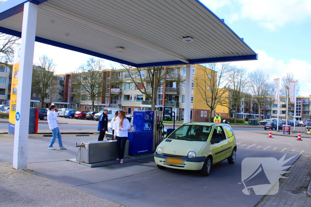 Benzinepomp organiseert tankchallenge