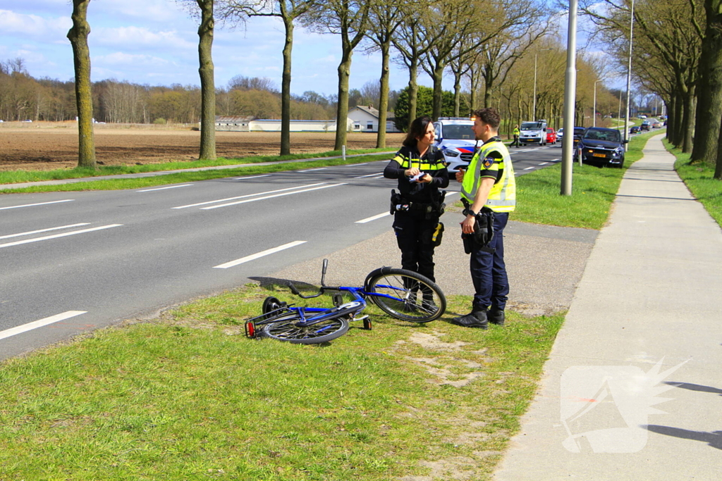 Fietser gewond bij botsing met auto