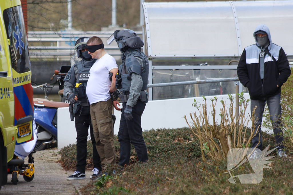 Waarschuwingsschoten gelost bij arrestatie