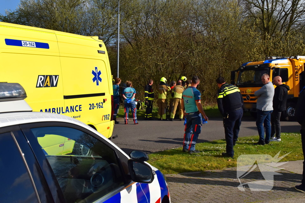 Automobilist spoorloos na te water raken