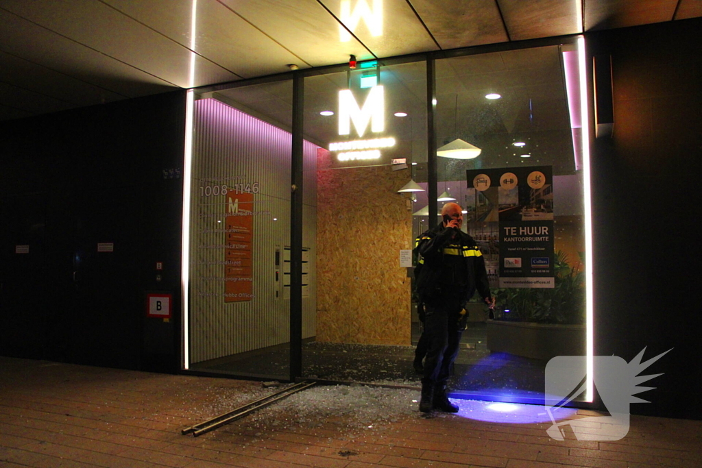 Explosie bij kantoorpand