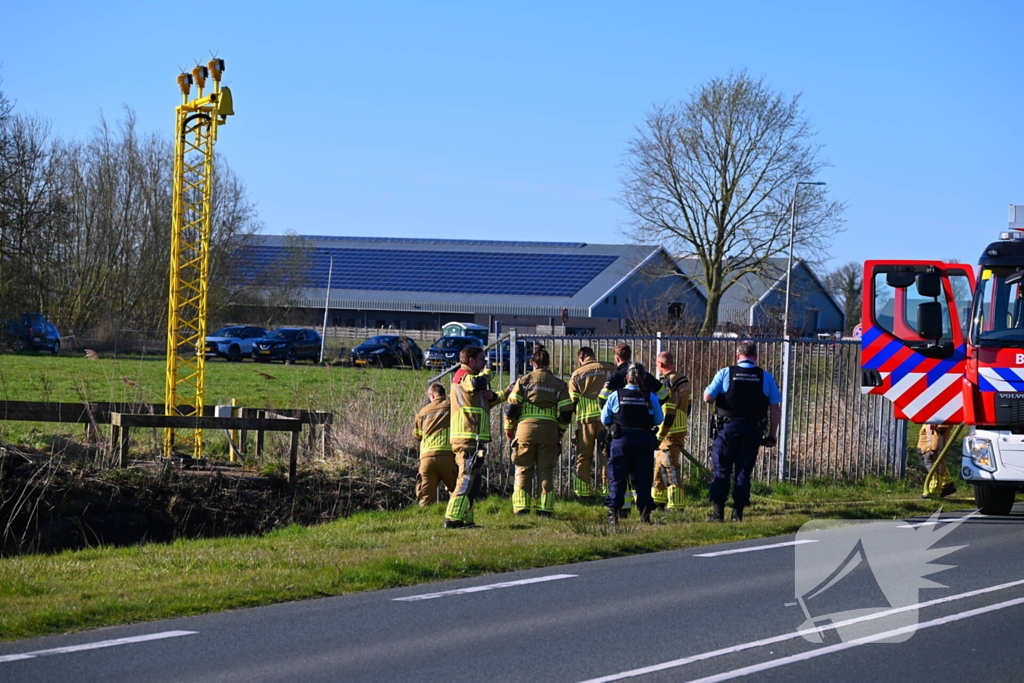 Extinction Rebellion demonstreerd bij vliegbasis