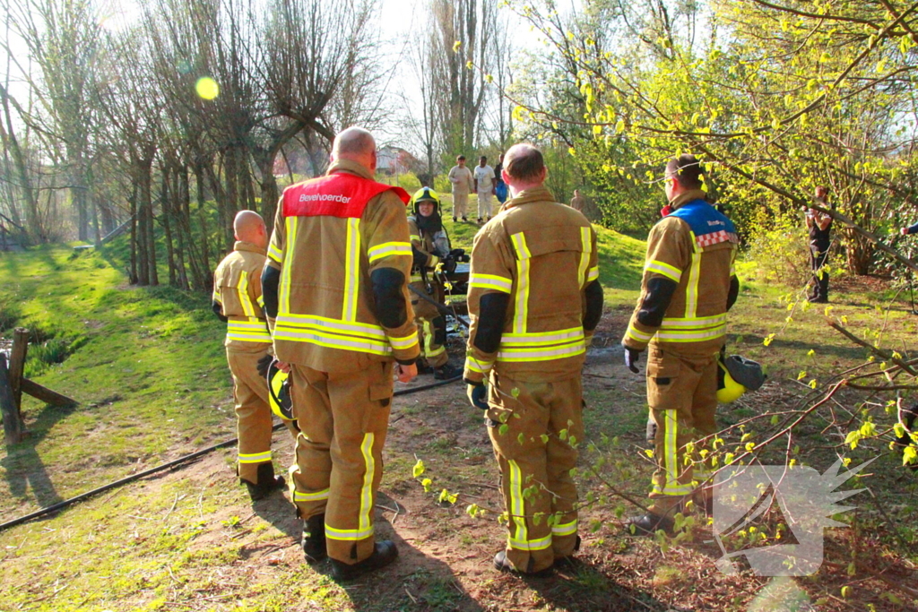 Picknicktafel in brand