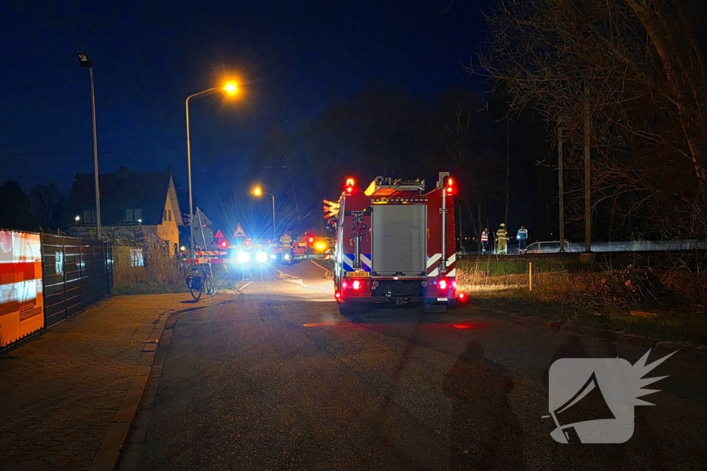Hulpdiensten groots opgeroepen na aanrijding op spoor