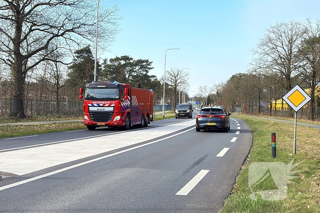 Brandweer groots opgeschaald bij heidebrand op defensie oefenterrein