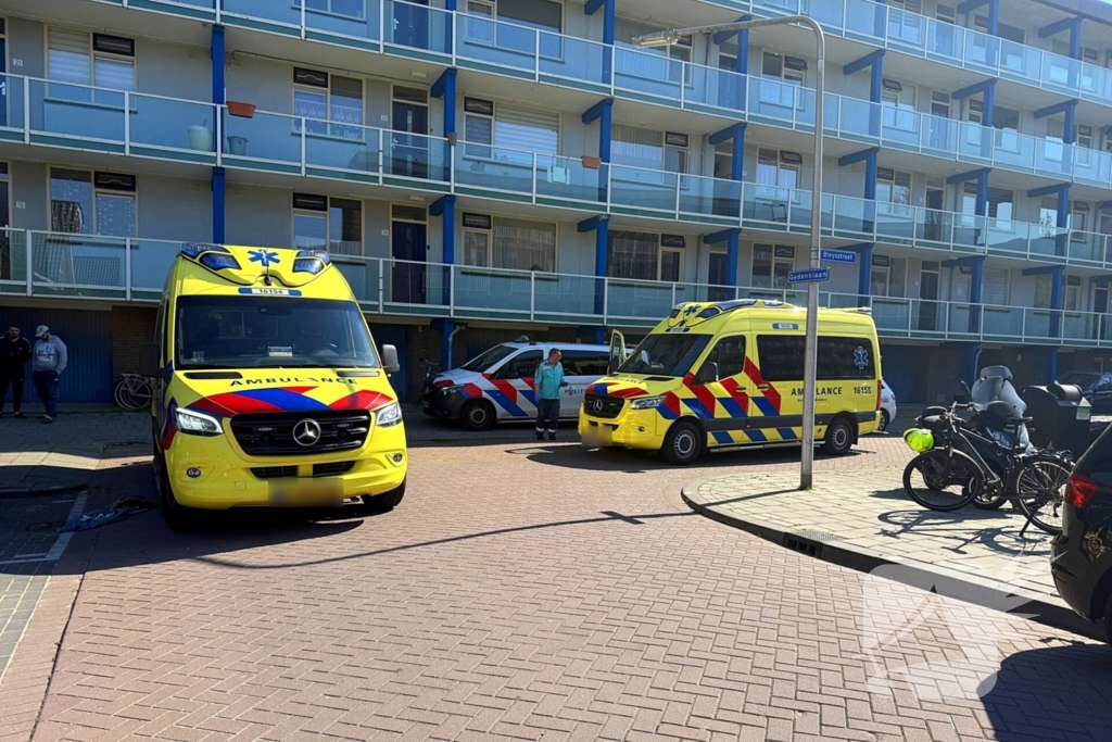 Hulpdiensten waaronder traumateam ingezet voor persoon te water